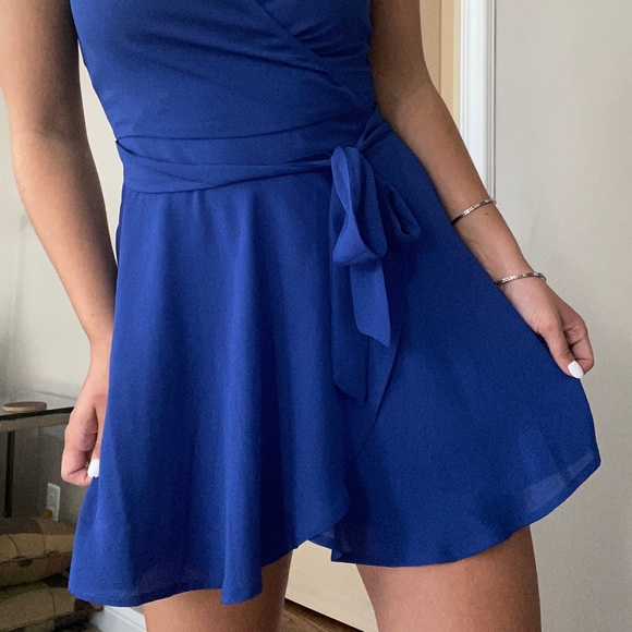 Express NWT Royal Blue Romper - Picture 9 of 9